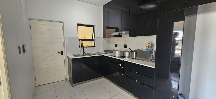 2 Bedroom Property for Sale in Table View Western Cape